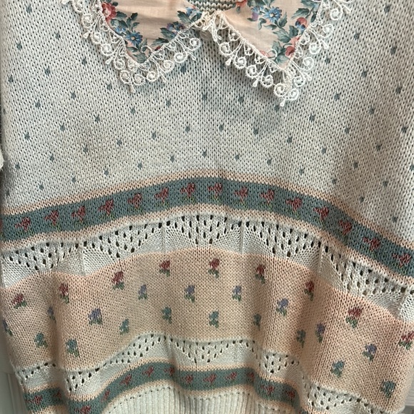 Sweater Loft 2 piece sweater and skirt set - Picture 3 of 7